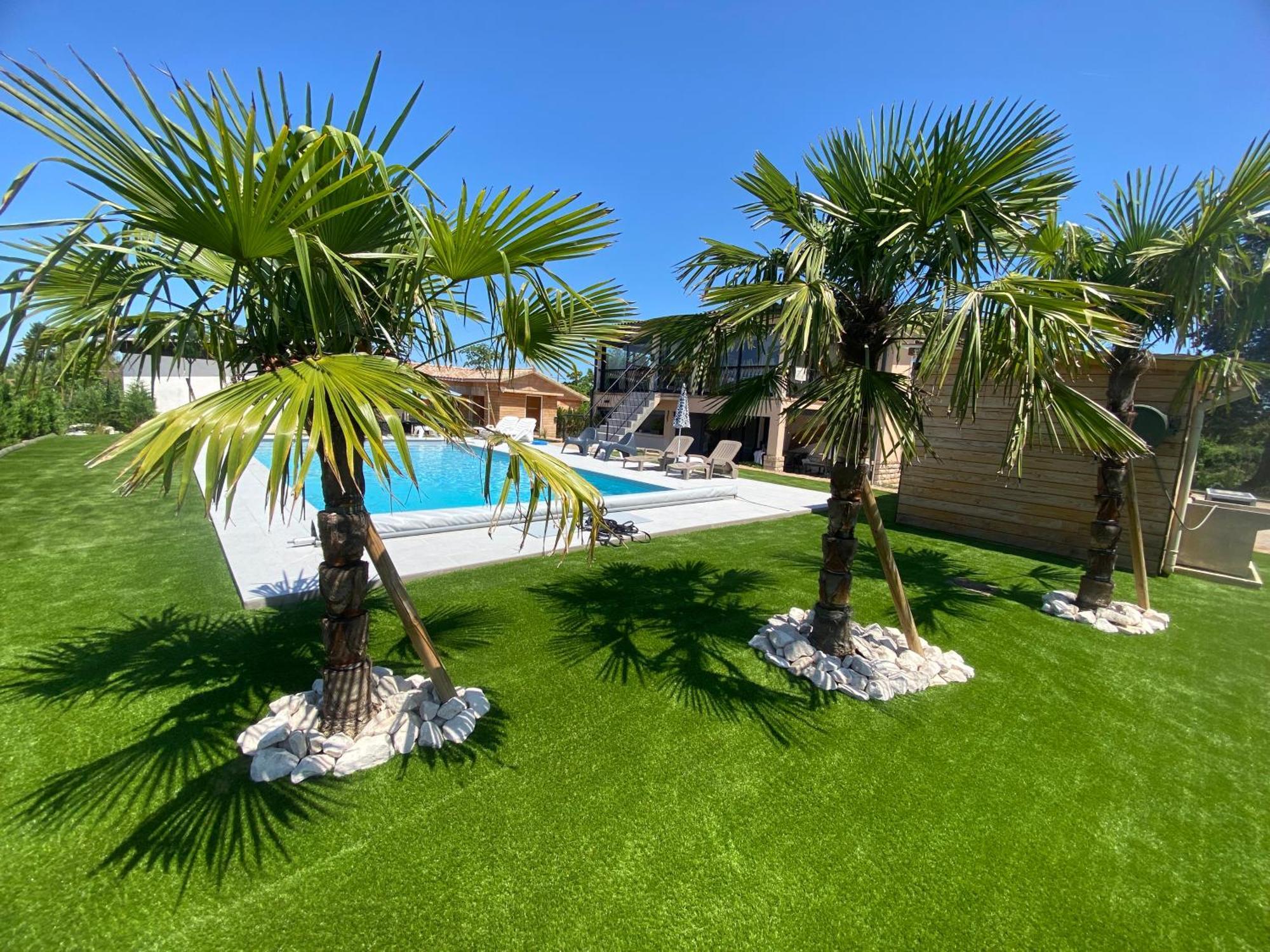 Studio Chez L'Habitant Avec Piscine Commune Grieges ภายนอก รูปภาพ